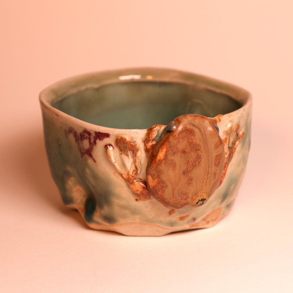 Brown Frog Tea Cup