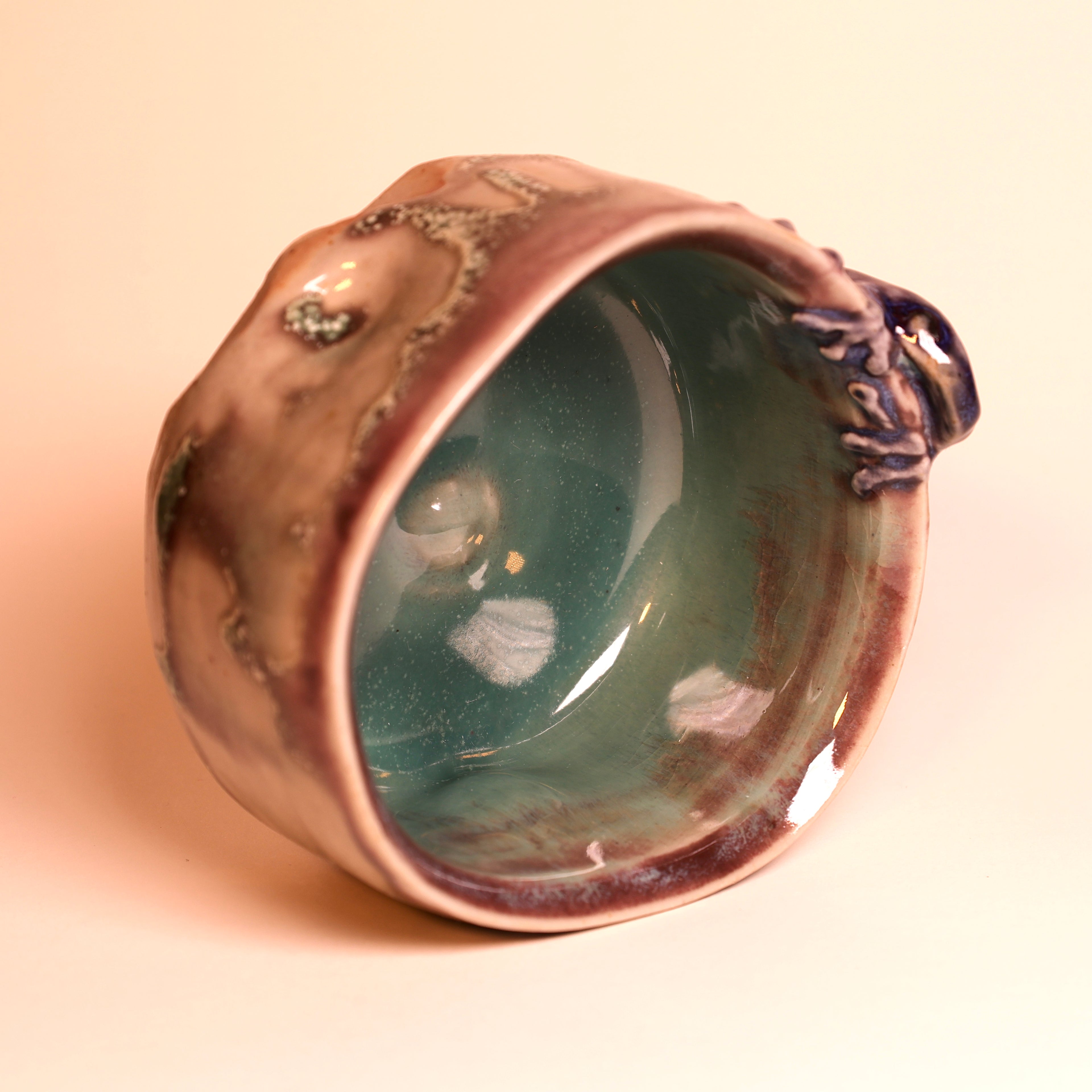 Electric Frog Tea Cup