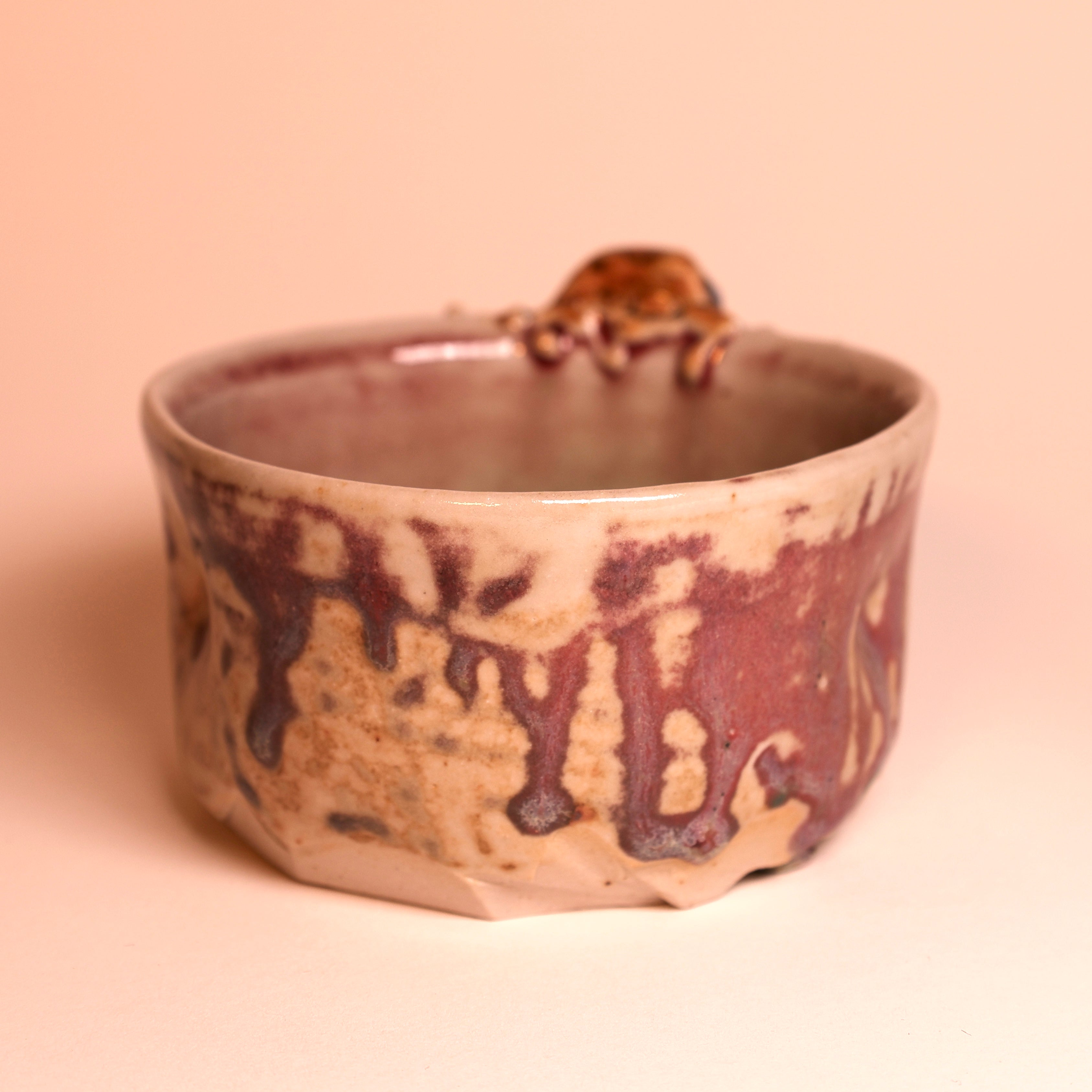 Mottled Frog Tea Cup