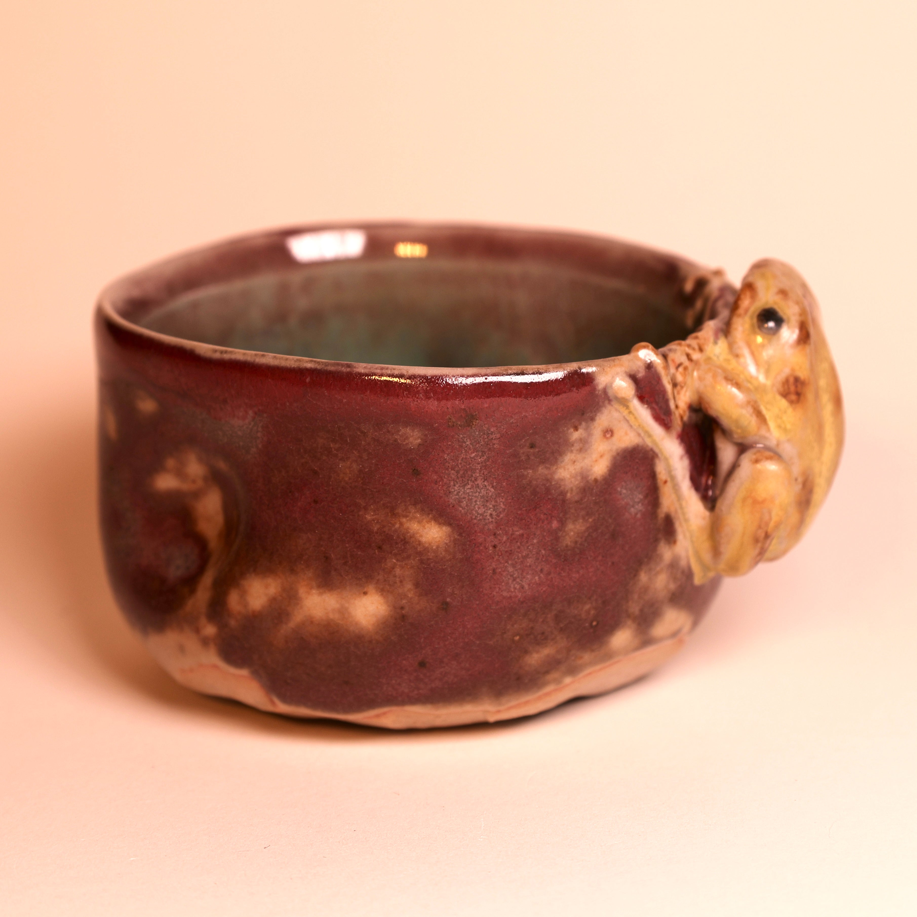 Sandy Frog Tea Cup