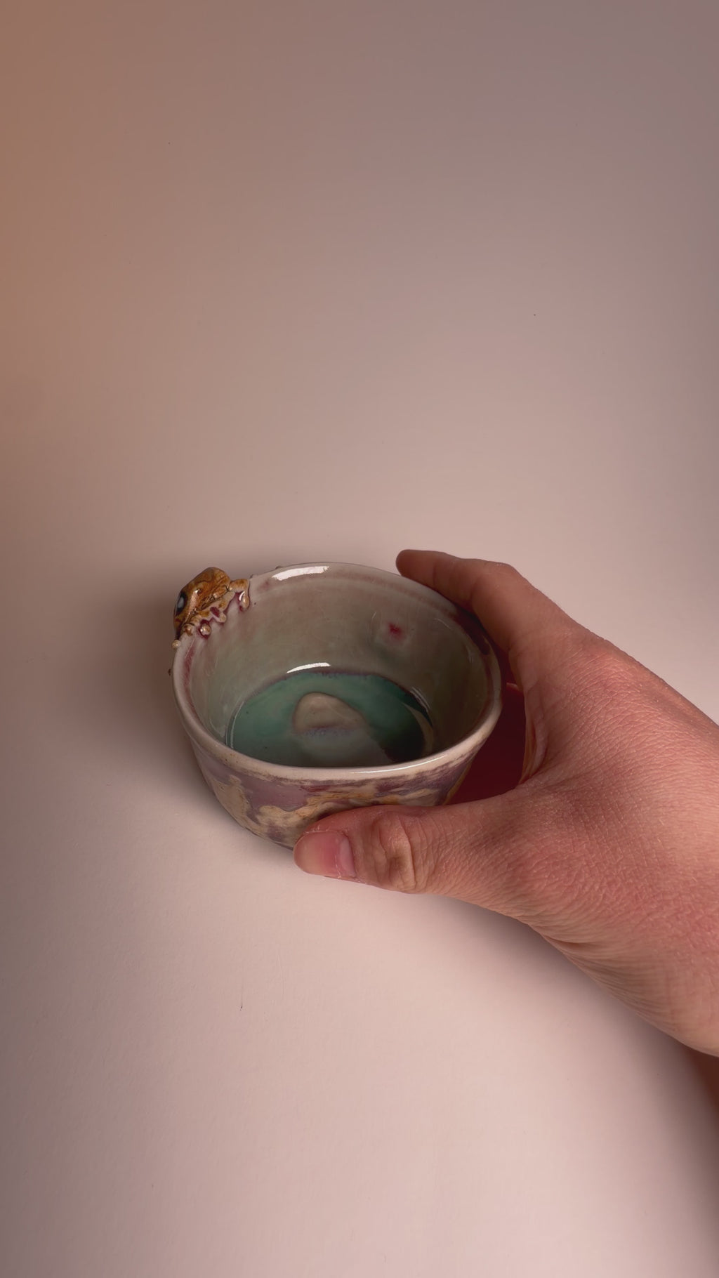 Mottled Frog Tea Cup